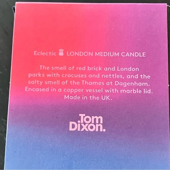 Tom Dixon London Medium Candle - Rose Gold - Picture 4 of 6